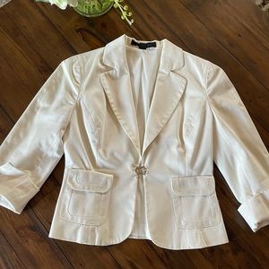 White Blazer 3/4 Sleeve